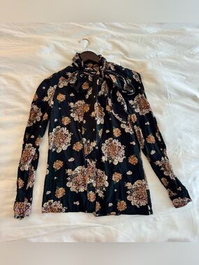 Oscar de la Renta Black Floral Tie-Neck Blouse with Multicolor Bouquet Print